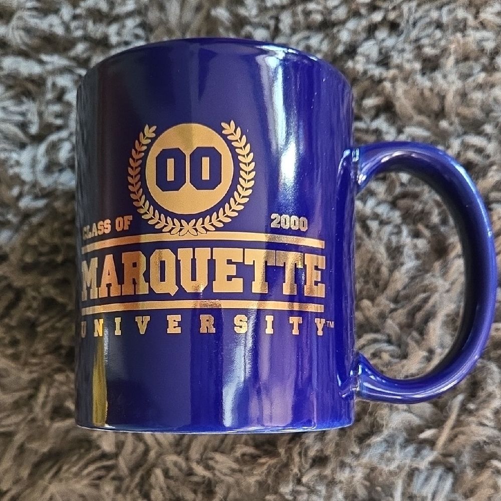 NIB Marquette University Class Of 2000 Mug